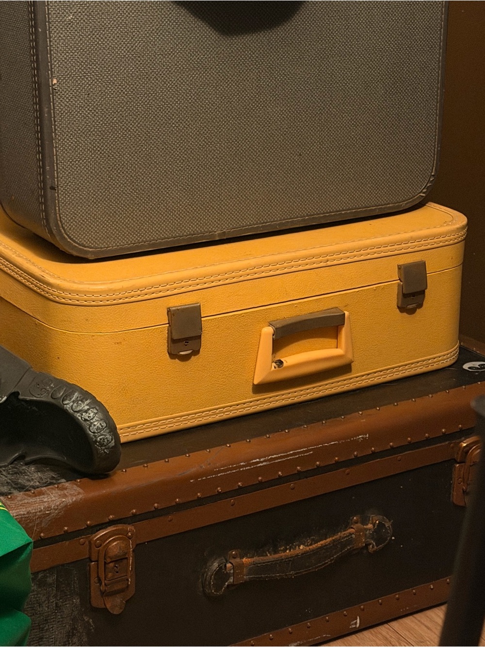 Stylish Yellow Home Storage Case - Compact Organizer